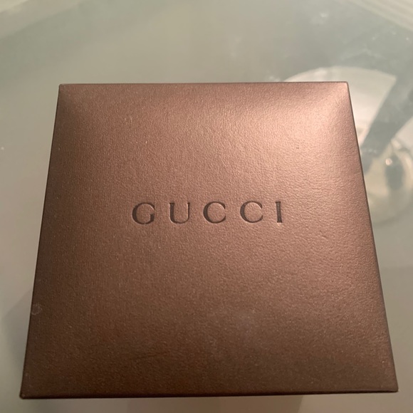 Gucci Watch (Women’s) - Picture 2 of 5